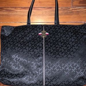 Tommy hilfiger purse